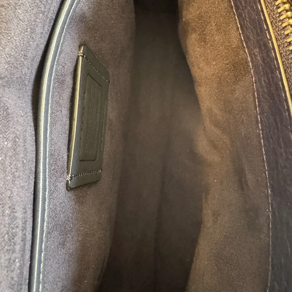 Coach Quilted Leather Shoulder Bag in Navy Blue with Gunmetal Chain - Picture 14 of 16